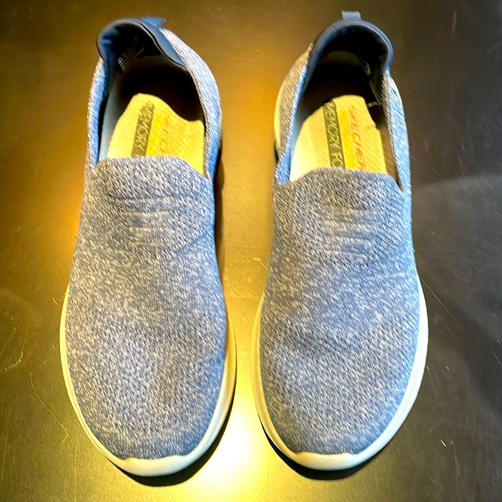 Sketchers Blue Slip on Stretch Air-cooled memory foam- W, size 9.5